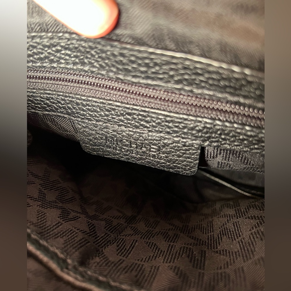 Michael Kors Leather Bedford Flap Crossbody Saddle Bag, Minimalist Quiet Luxury - Picture 7 of 15